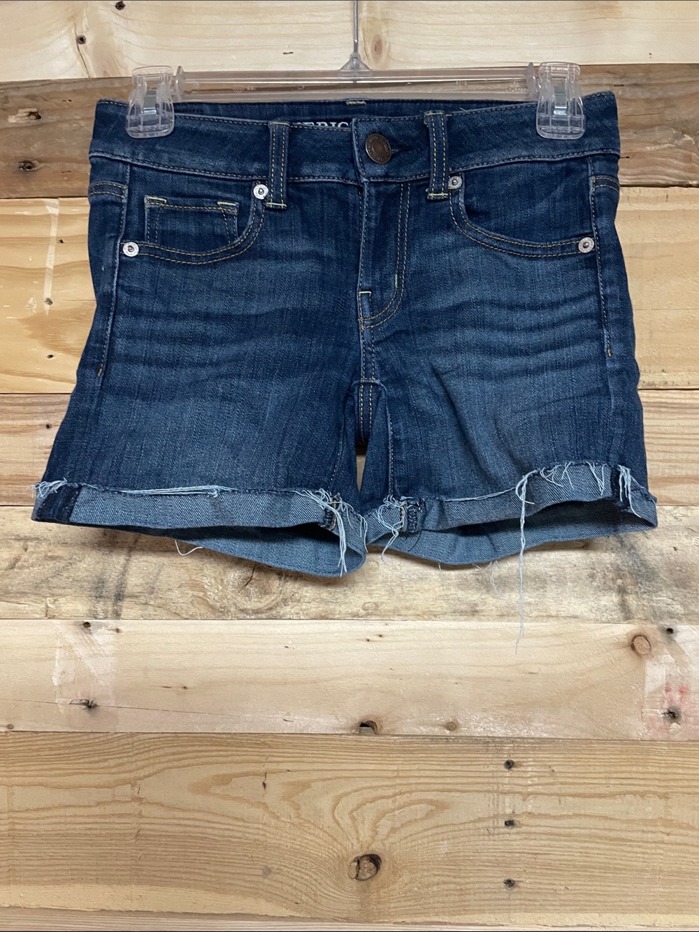 American Eagle Outfitters size 0 Super Stretch Dark Wash Low-rise Denim Shorts